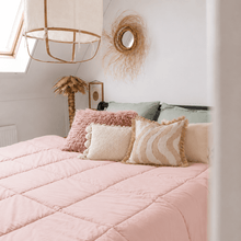 The Everyday Comforter Light Rose